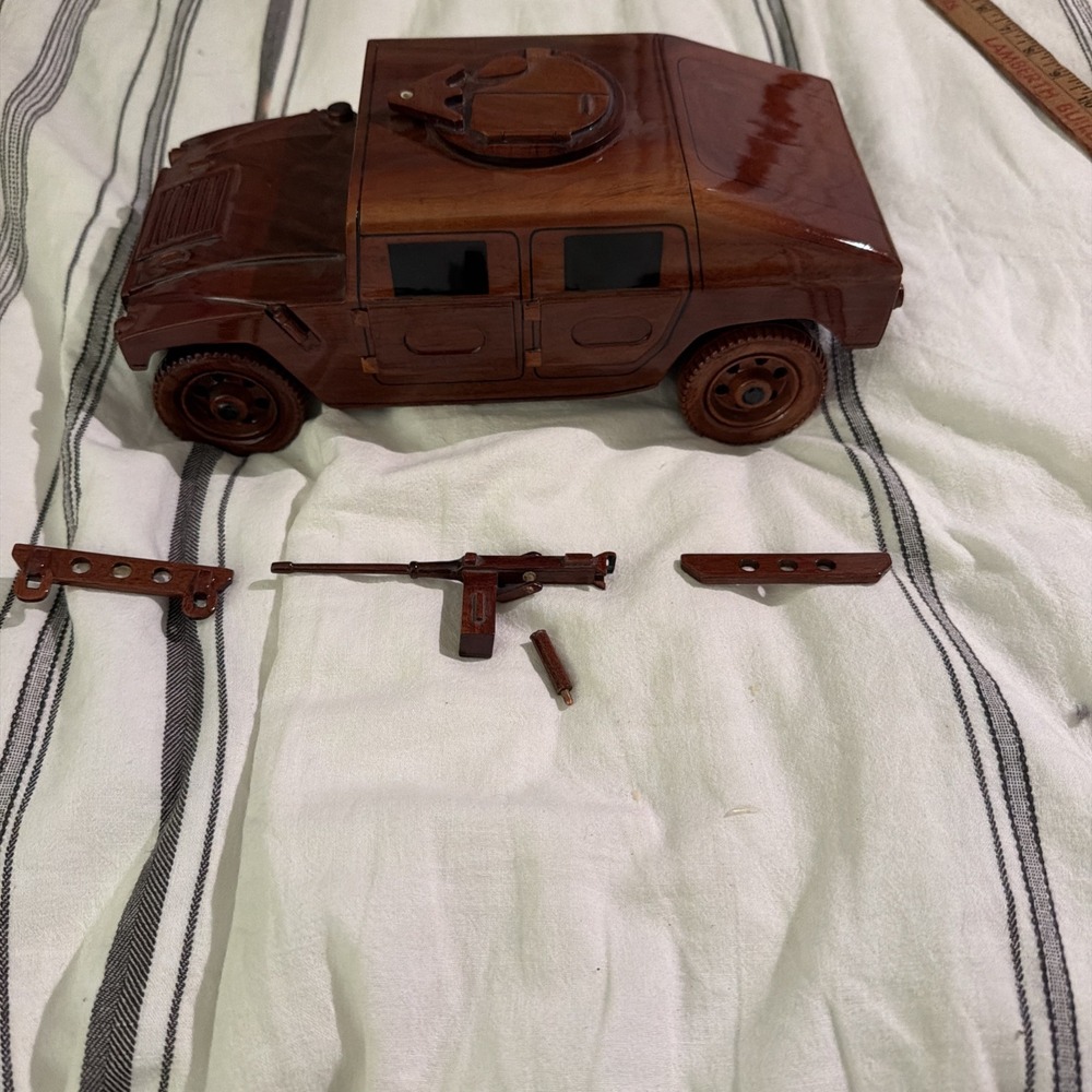 HMMWV HUMVEE Military Vehicle Wooden handmade ARMY USMC VHTFD RARE Tactical